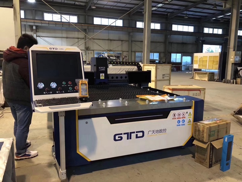 1000W光纤激光切割机好不好用